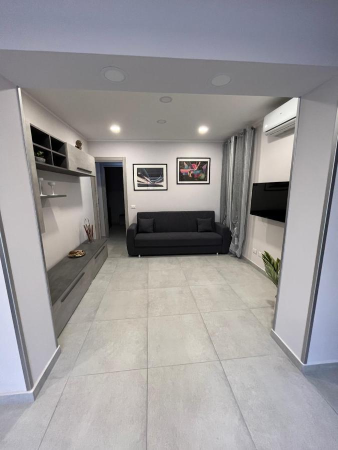 Baciati Dal Sole Apartment คาตาเนีย ภายนอก รูปภาพ